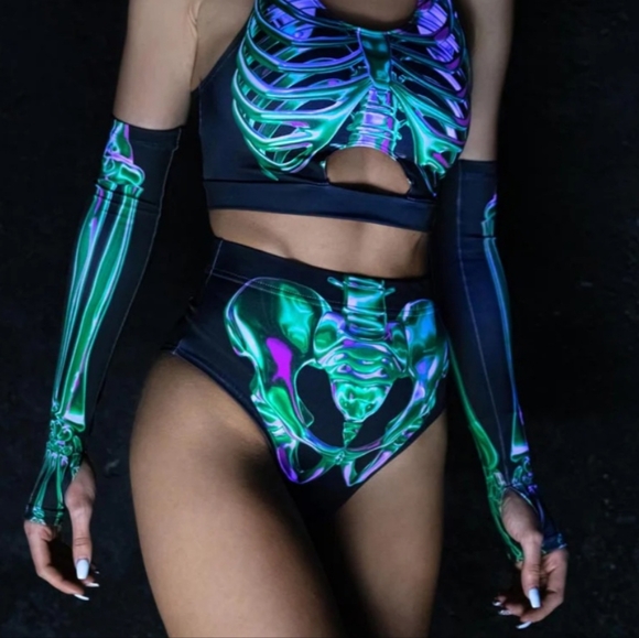 Devil Walking Emerald Skeleton Booty Shorts - Picture 7 of 8
